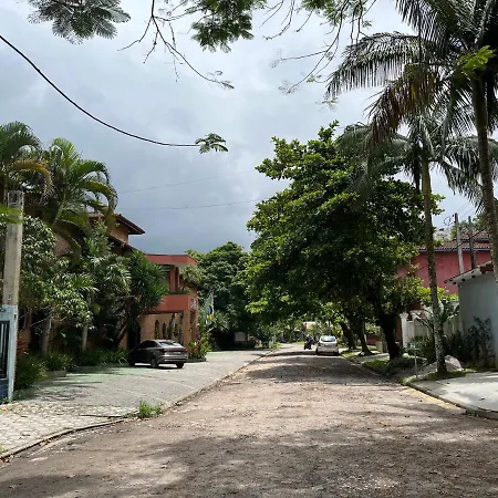2 Dorms com ar split nos quartos, piscina, Wi-fi e 5min a pé da Praia do Itaguá-2
